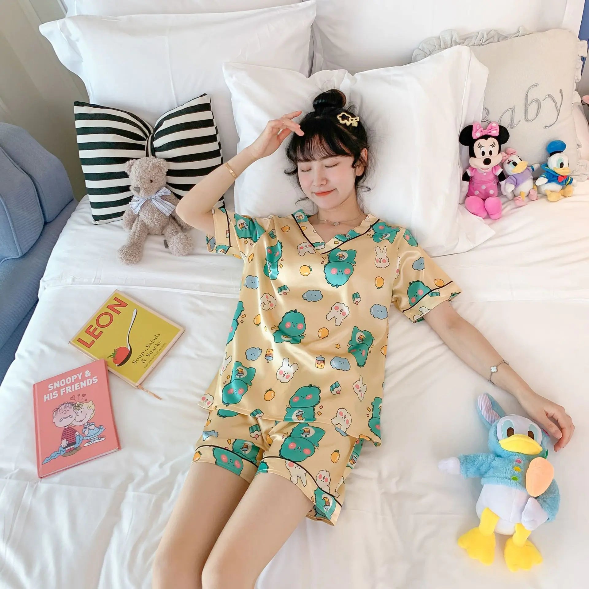 2022 Summer Women's Silk Cartoon Pajama Set